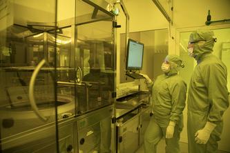Construction of cleanroom and UV lithography